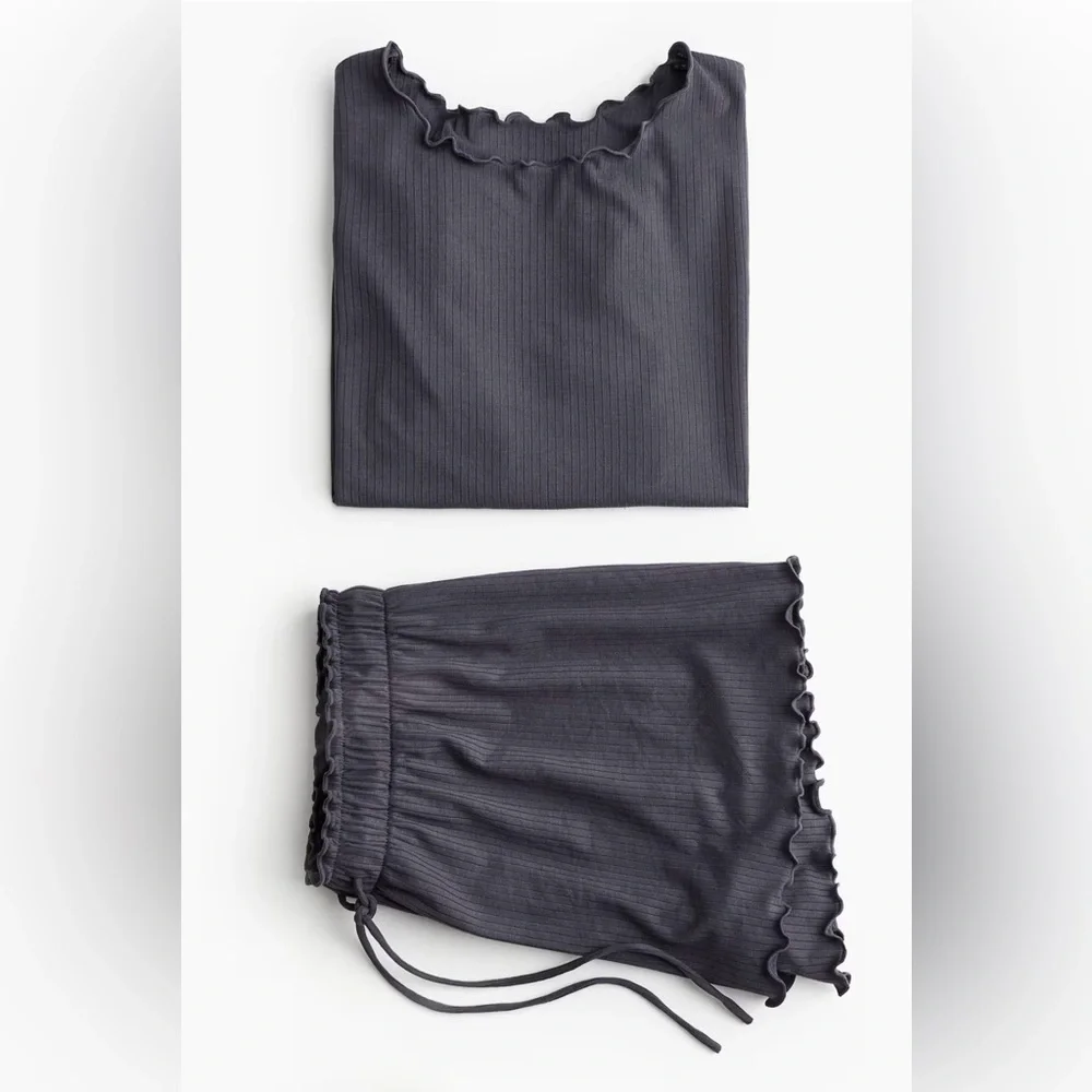H&M PJ Set - Picture 7 of 7